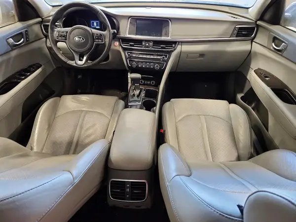 5XXGU4L3XHG177505 2017 KIA OPTIMA - Image 8