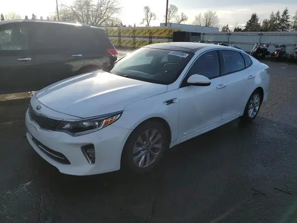5XXGU4L3XJG192494 2018 KIA OPTIMA - Image 1