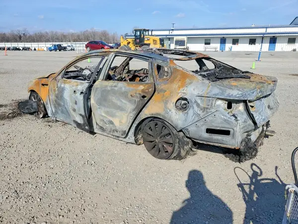 5XXGU4L3XJG202165 2018 KIA OPTIMA - Image 2