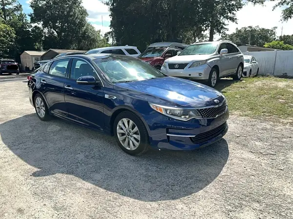 5XXGU4L3XJG202215 2018 KIA OPTIMA - Image 1