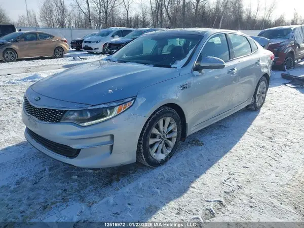 5XXGU4L3XJG203428 2018 KIA OPTIMA - Image 2