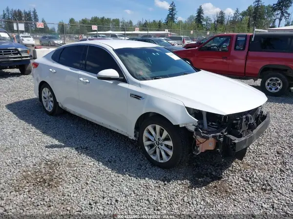 5XXGU4L3XJG208919 2018 KIA OPTIMA - Image 1