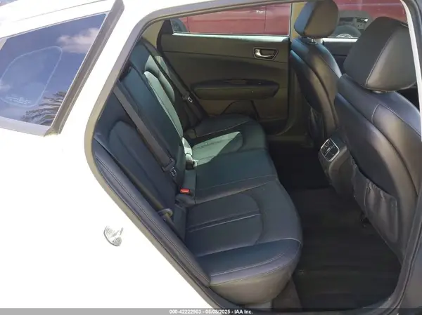 5XXGU4L3XJG208919 2018 KIA OPTIMA - Image 8