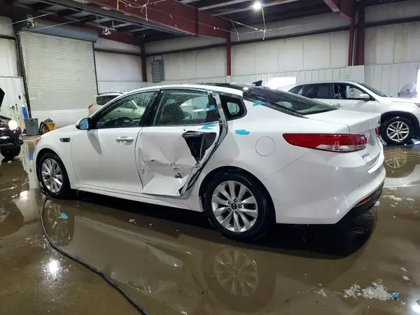 5XXGU4L3XJG226837 2018 KIA OPTIMA - Image 2