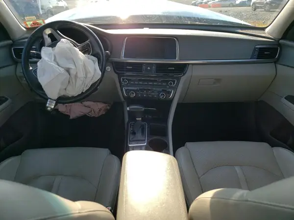 5XXGU4L3XJG251236 2018 KIA OPTIMA - Image 8