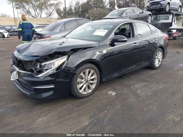 5XXGU4L3XJG273494 2018 KIA OPTIMA - Image 2