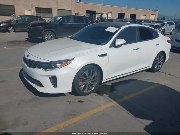 5XXGV4L20GG012033 2016 KIA OPTIMA - Image 2