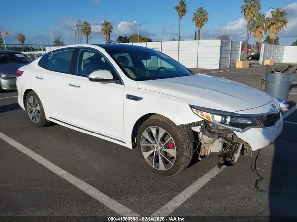 5XXGV4L20GG023095 2016 KIA OPTIMA - Image 1