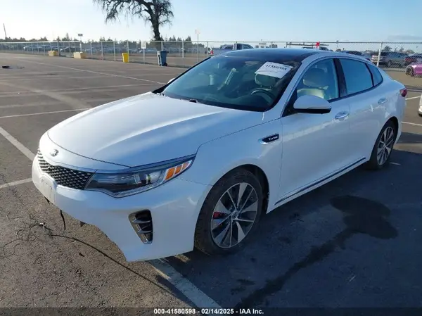 5XXGV4L20GG023095 2016 KIA OPTIMA - Image 2