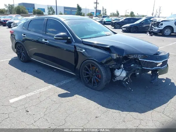 5XXGV4L20GG042682 2016 KIA OPTIMA - Image 1