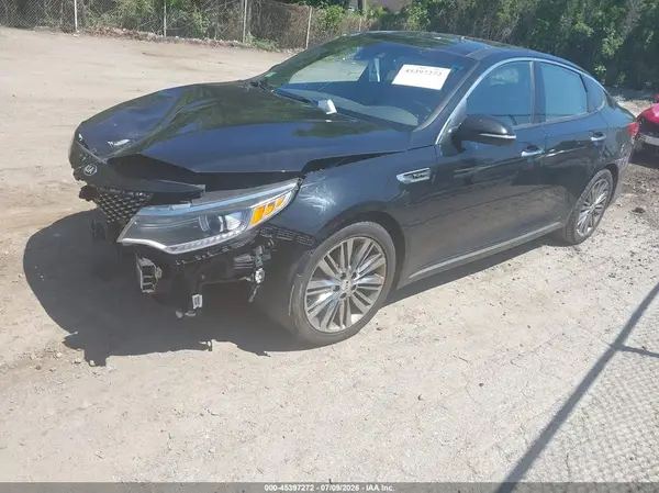5XXGV4L20GG111211 2016 KIA OPTIMA - Image 2