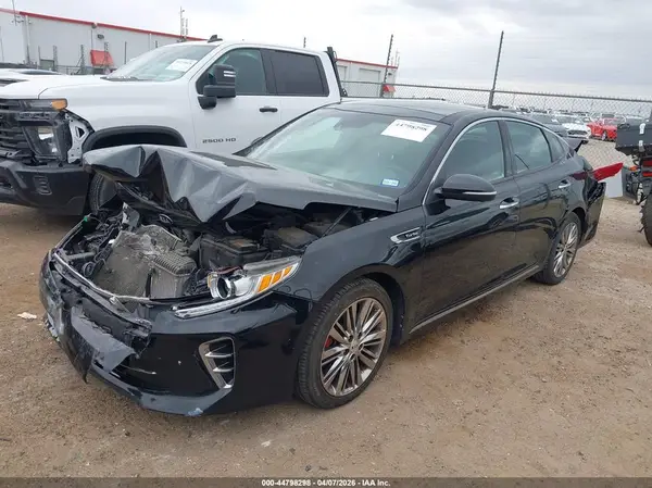 5XXGV4L20GG118627 2016 KIA OPTIMA - Image 2