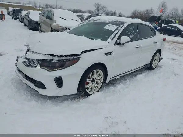 5XXGV4L20HG138667 2017 KIA OPTIMA - Image 2