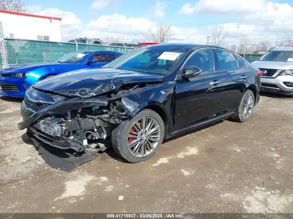 5XXGV4L20HG166159 2017 KIA OPTIMA - Image 2
