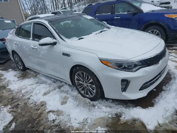 5XXGV4L20JG209761 2018 KIA OPTIMA - Image 1