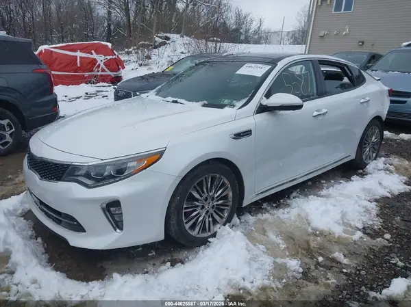 5XXGV4L20JG209761 2018 KIA OPTIMA - Image 2