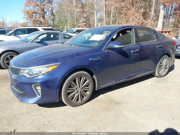 5XXGV4L20JG233266 2018 KIA OPTIMA - Image 2