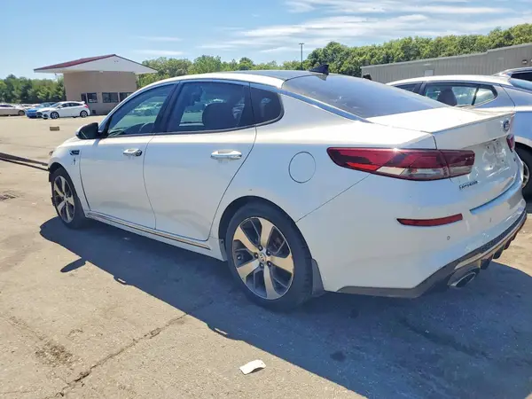 5XXGV4L20KG305889 2019 KIA OPTIMA - Image 2