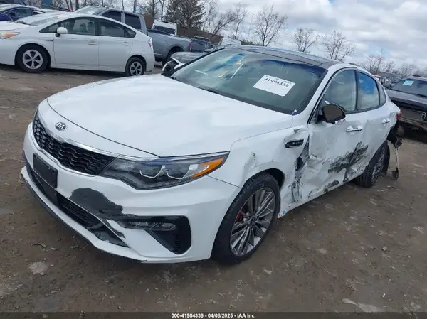 5XXGV4L20KG310302 2019 KIA OPTIMA - Image 2