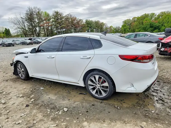 5XXGV4L21GG029830 2016 KIA OPTIMA - Image 2