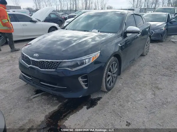 5XXGV4L21GG059751 2016 KIA OPTIMA - Image 2