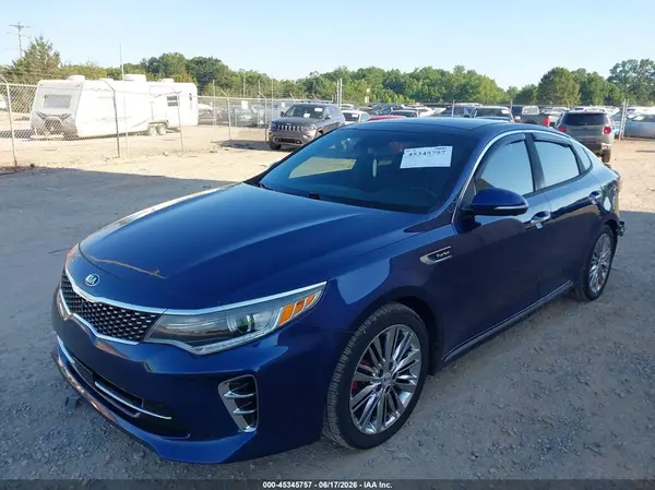 5XXGV4L21GG065310 2016 KIA OPTIMA - Image 2