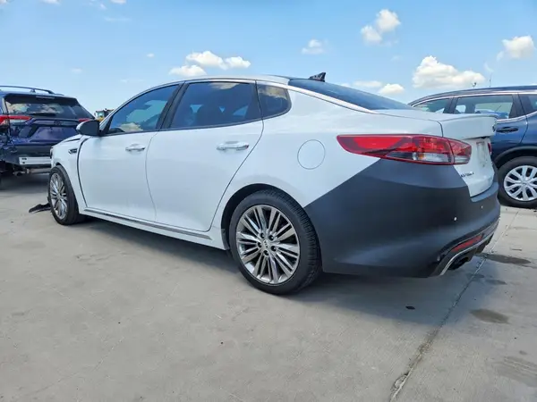 5XXGV4L21GG079076 2016 KIA OPTIMA - Image 2