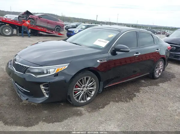 5XXGV4L21GG094256 2016 KIA OPTIMA - Image 2