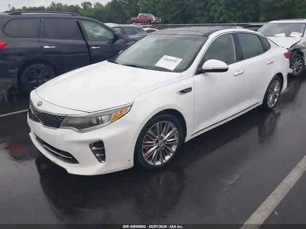 5XXGV4L21GG111900 2016 KIA OPTIMA - Image 2