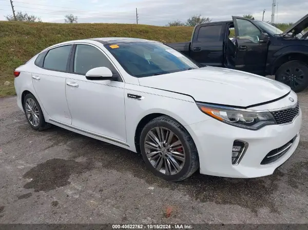 5XXGV4L21JG182103 2018 KIA OPTIMA - Image 1