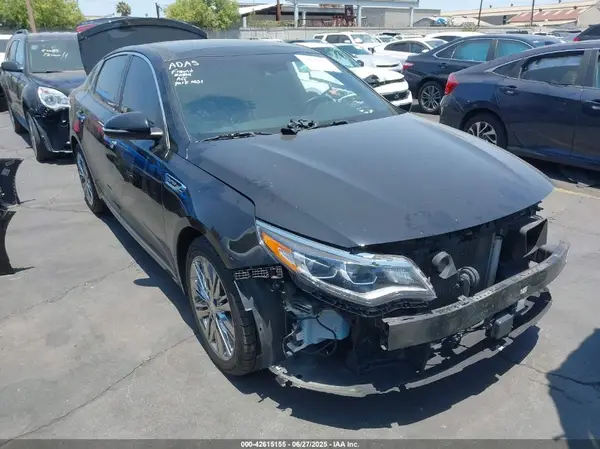 5XXGV4L21JG198821 2018 KIA OPTIMA - Image 1