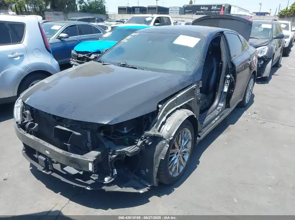 5XXGV4L21JG198821 2018 KIA OPTIMA - Image 2