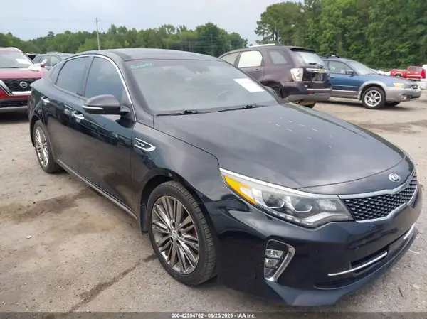 5XXGV4L21JG219652 2018 KIA OPTIMA - Image 1
