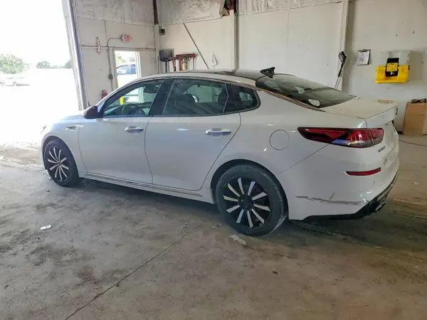 5XXGV4L21KG340764 2019 KIA OPTIMA - Image 2