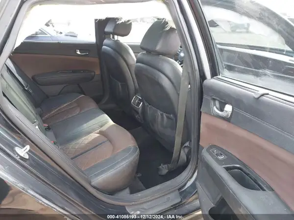 5XXGV4L21KG346628 2019 KIA OPTIMA - Image 8