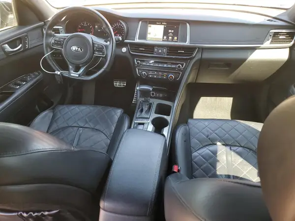5XXGV4L22GG011255 2016 KIA OPTIMA - Image 8