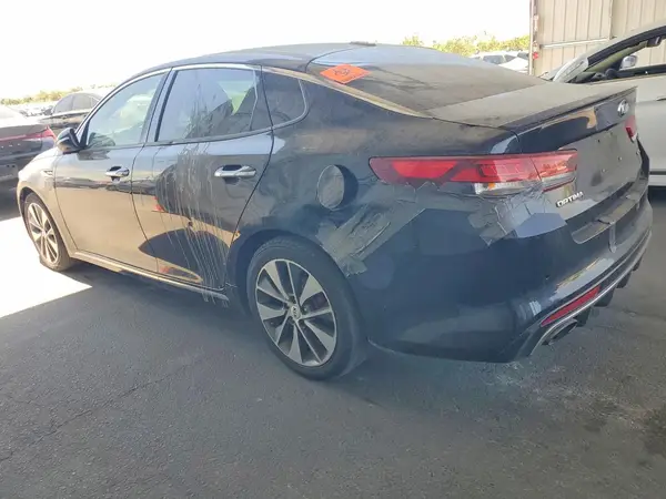 5XXGV4L22GG046135 2016 KIA OPTIMA - Image 2