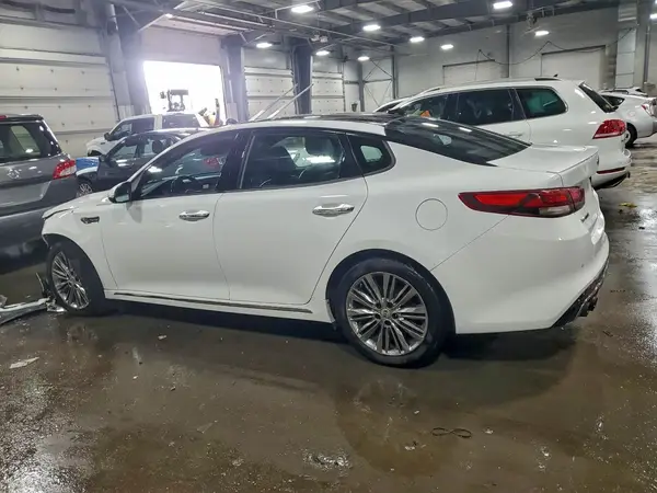5XXGV4L22JG214136 2018 KIA OPTIMA - Image 2
