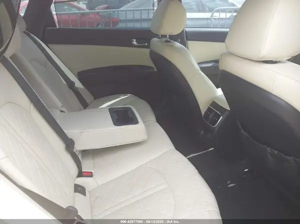 5XXGV4L22JG215920 2018 KIA OPTIMA - Image 8