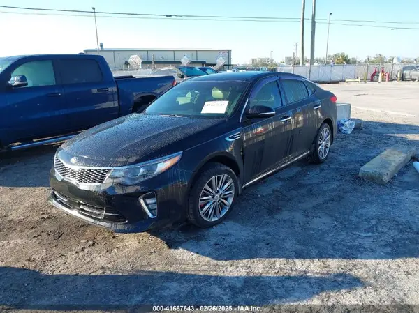 5XXGV4L22JG242602 2018 KIA OPTIMA - Image 2