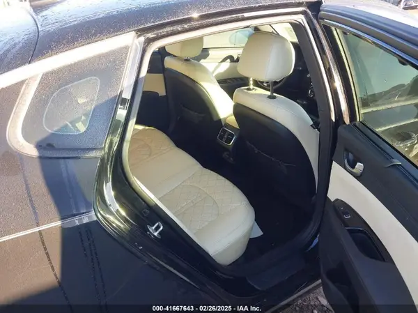 5XXGV4L22JG242602 2018 KIA OPTIMA - Image 8
