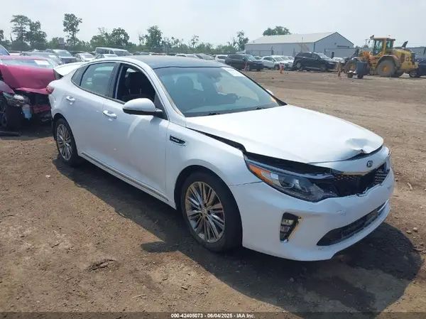5XXGV4L22JG249081 2018 KIA OPTIMA - Image 1