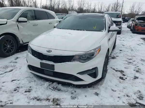 5XXGV4L22KG300046 2019 KIA OPTIMA - Image 2