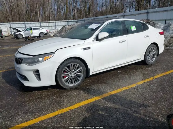 5XXGV4L23GG087678 2016 KIA OPTIMA - Image 2