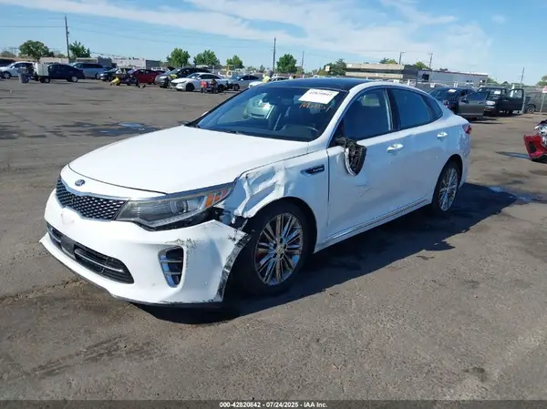 5XXGV4L23GG095716 2016 KIA OPTIMA - Image 2