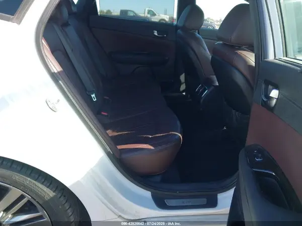 5XXGV4L23GG095716 2016 KIA OPTIMA - Image 8