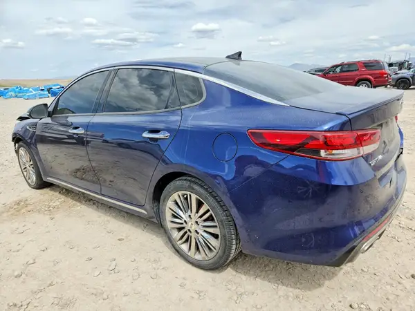 5XXGV4L23HG136752 2017 KIA OPTIMA - Image 2