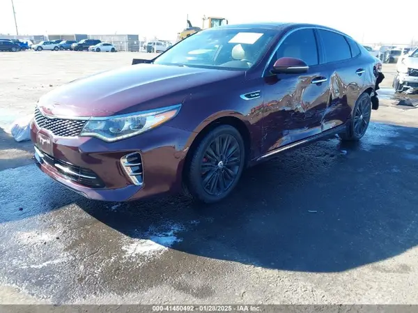 5XXGV4L23HG157052 2017 KIA OPTIMA - Image 2