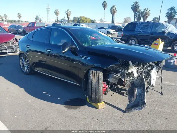 5XXGV4L23JG206370 2018 KIA OPTIMA - Image 1