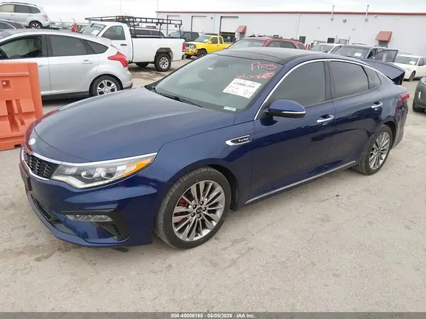 5XXGV4L23KG285377 2019 KIA OPTIMA - Image 2